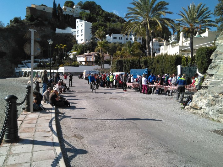La marcha de la Desbandá llega a Almuñécar
